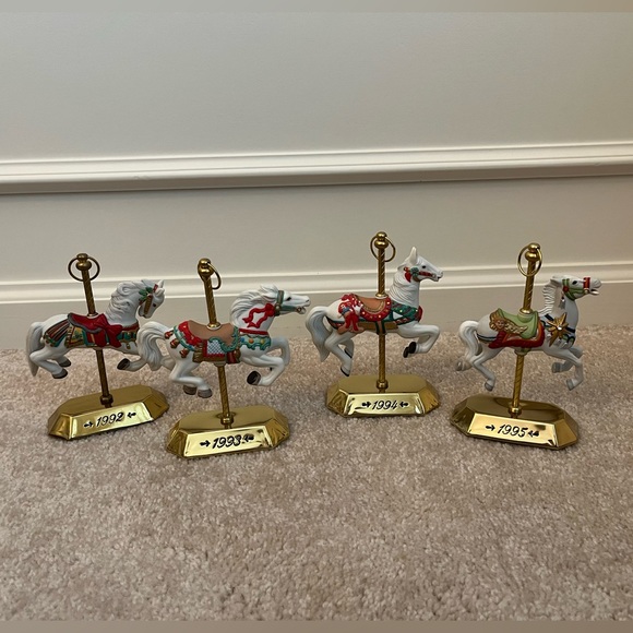 Hallmark Keepsake Ornaments. Vintage Tobin Fraley Carousel Horses. Set of 4. - Picture 1 of 9